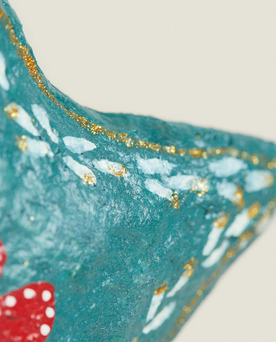 PAPER M?CHé STAR CHRISTMAS DECORATION