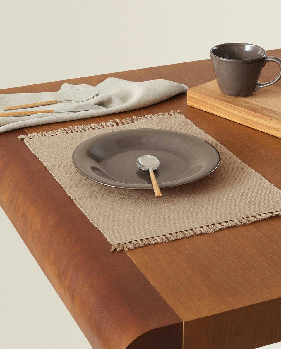 FRINGED PLACEMAT (PACK OF 2)