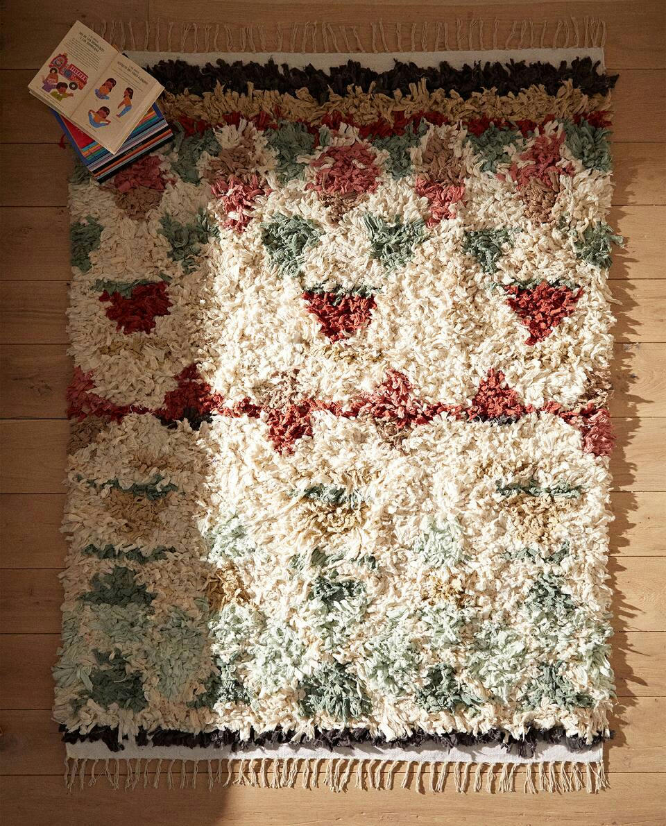KIDS’ TRIANGLE DESIGN COTTON RUG