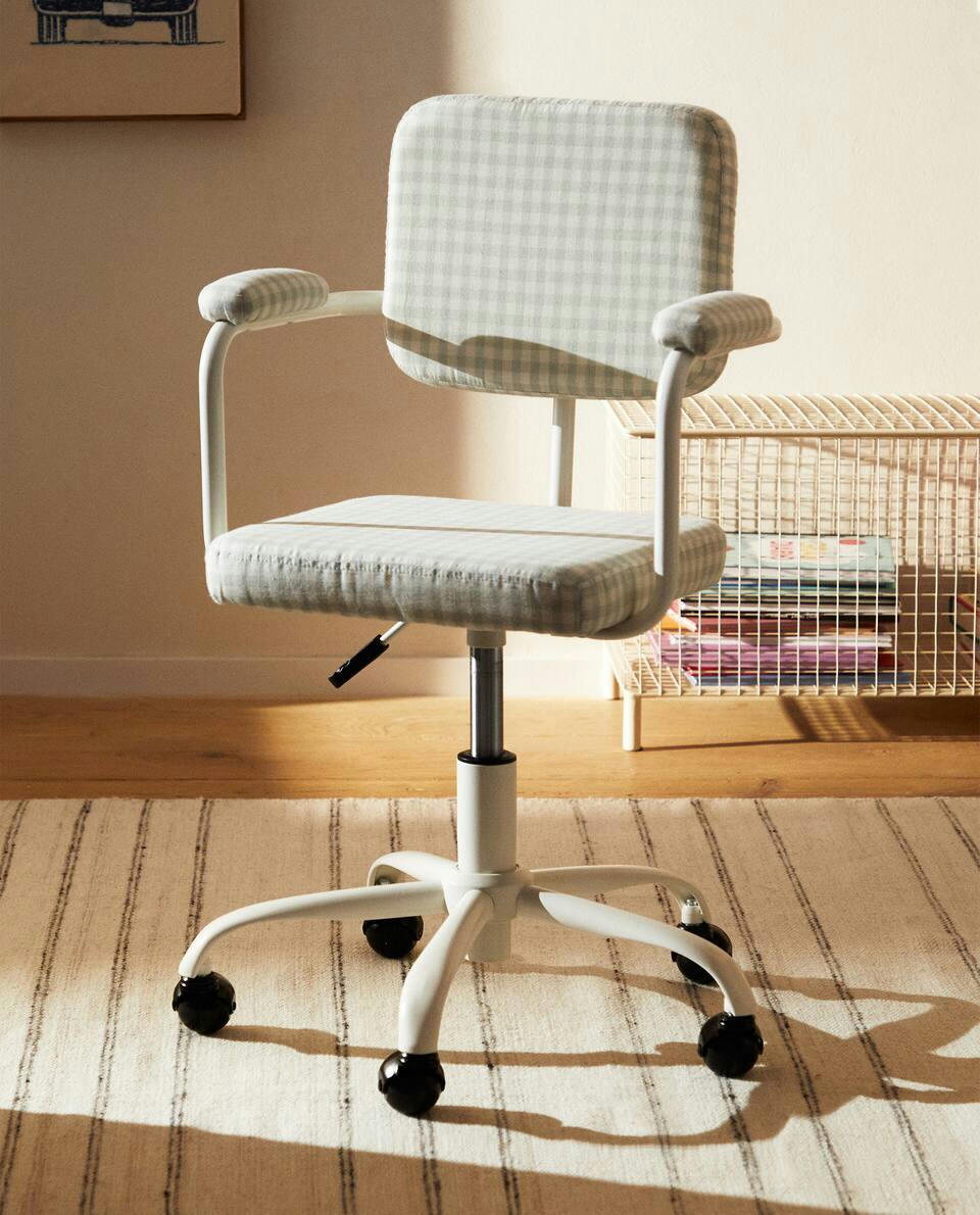 GINGHAM DESK CHAIR