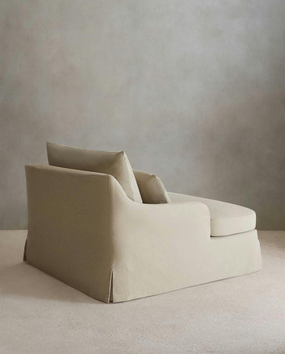 LOVESEAT 01