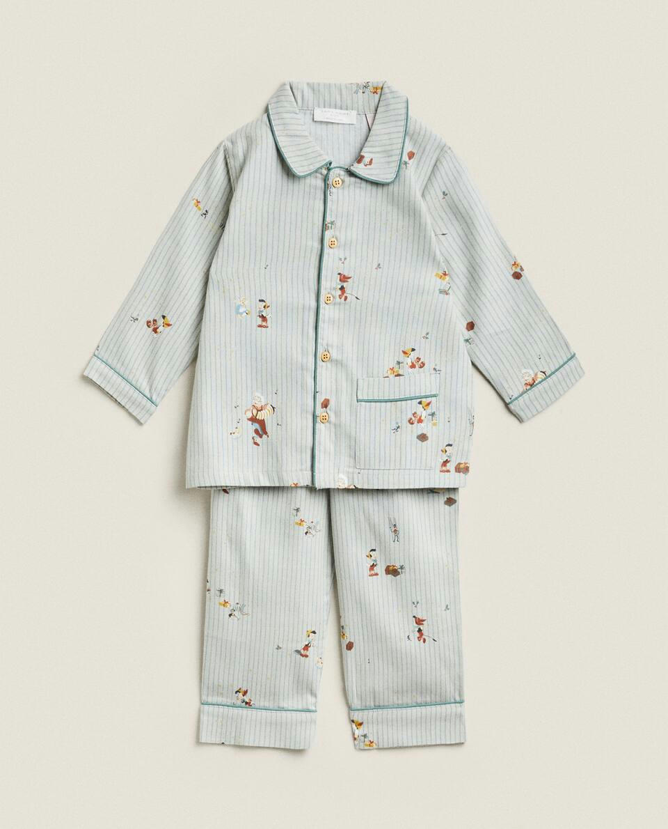 CHILDREN’S FLANNEL CHRISTMAS PINOCCHIO ? DISNEY SET OF PYJAMAS