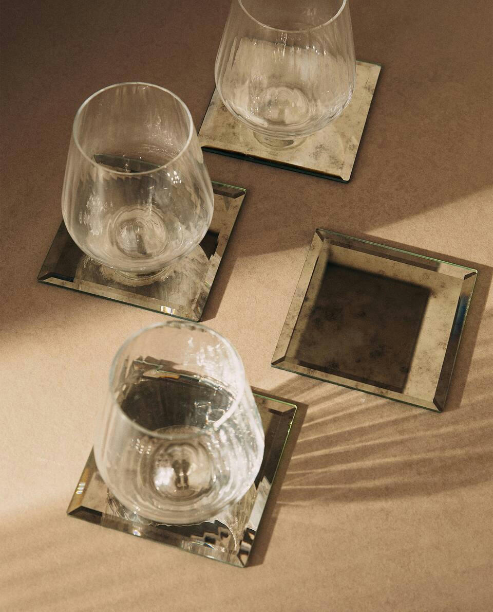 ANTIQUE-LOOK COASTER (PACK OF 4)