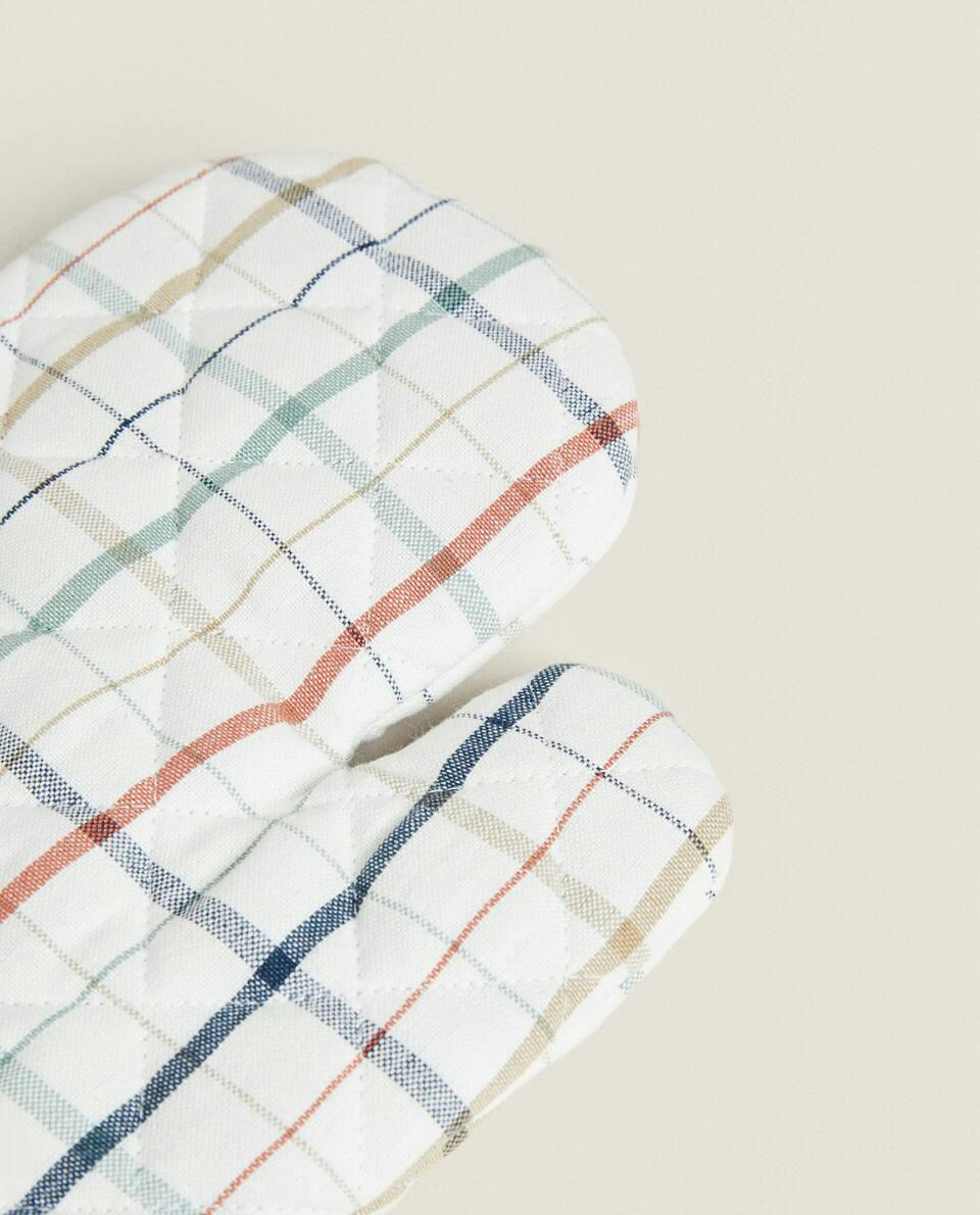 DYED THREAD COTTON OVEN GLOVE