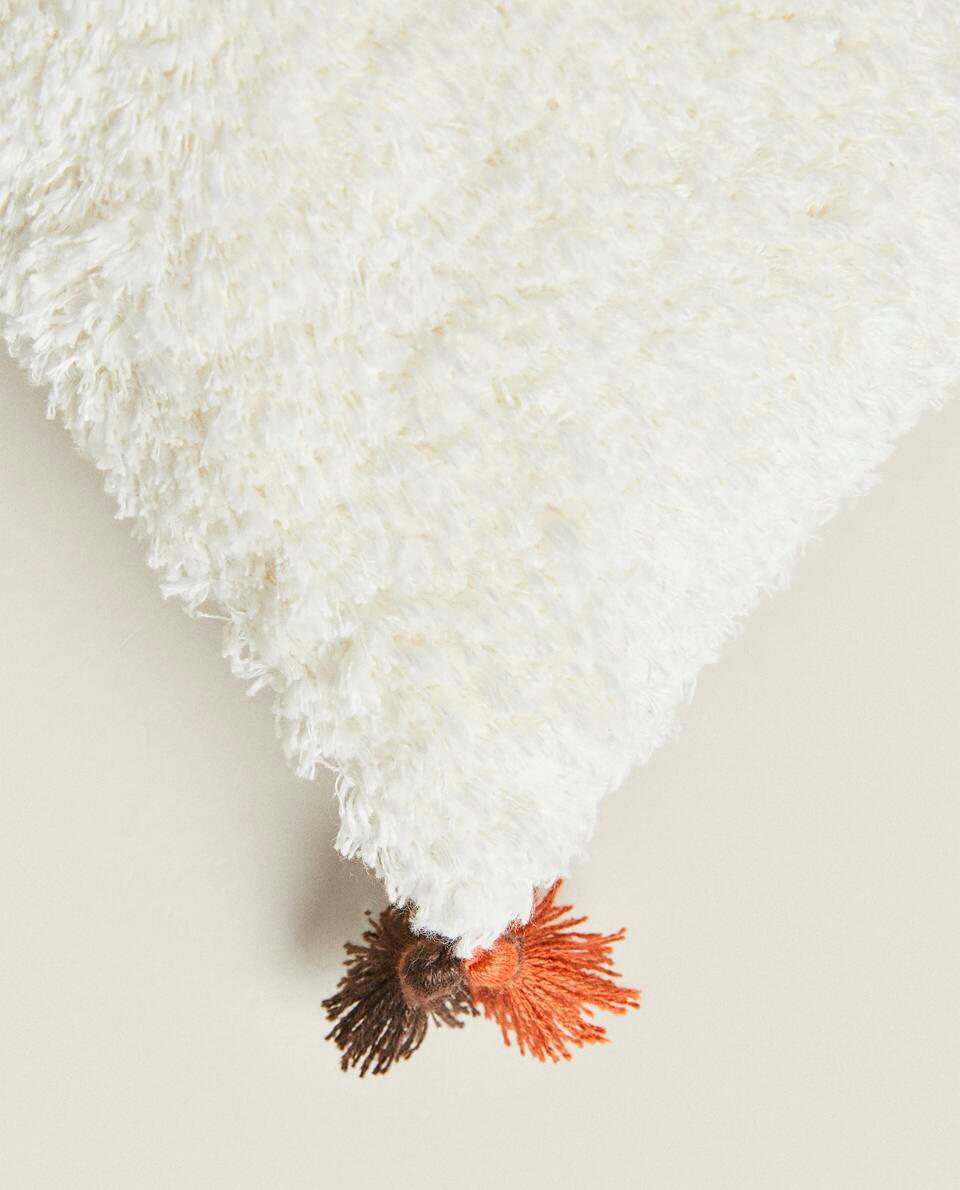TASSEL CUSHION COVER