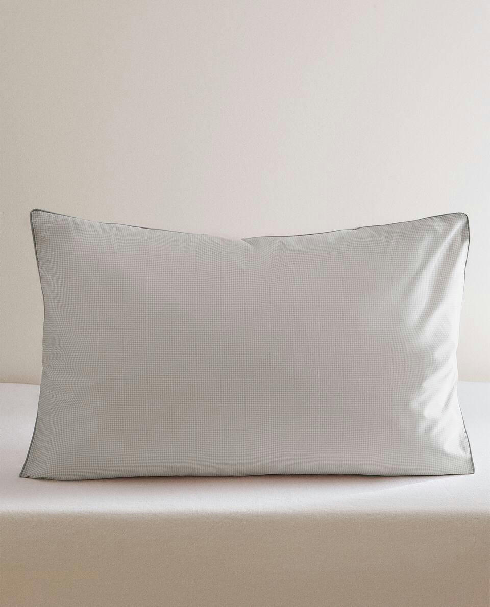 GINGHAM PRINT PILLOWCASE