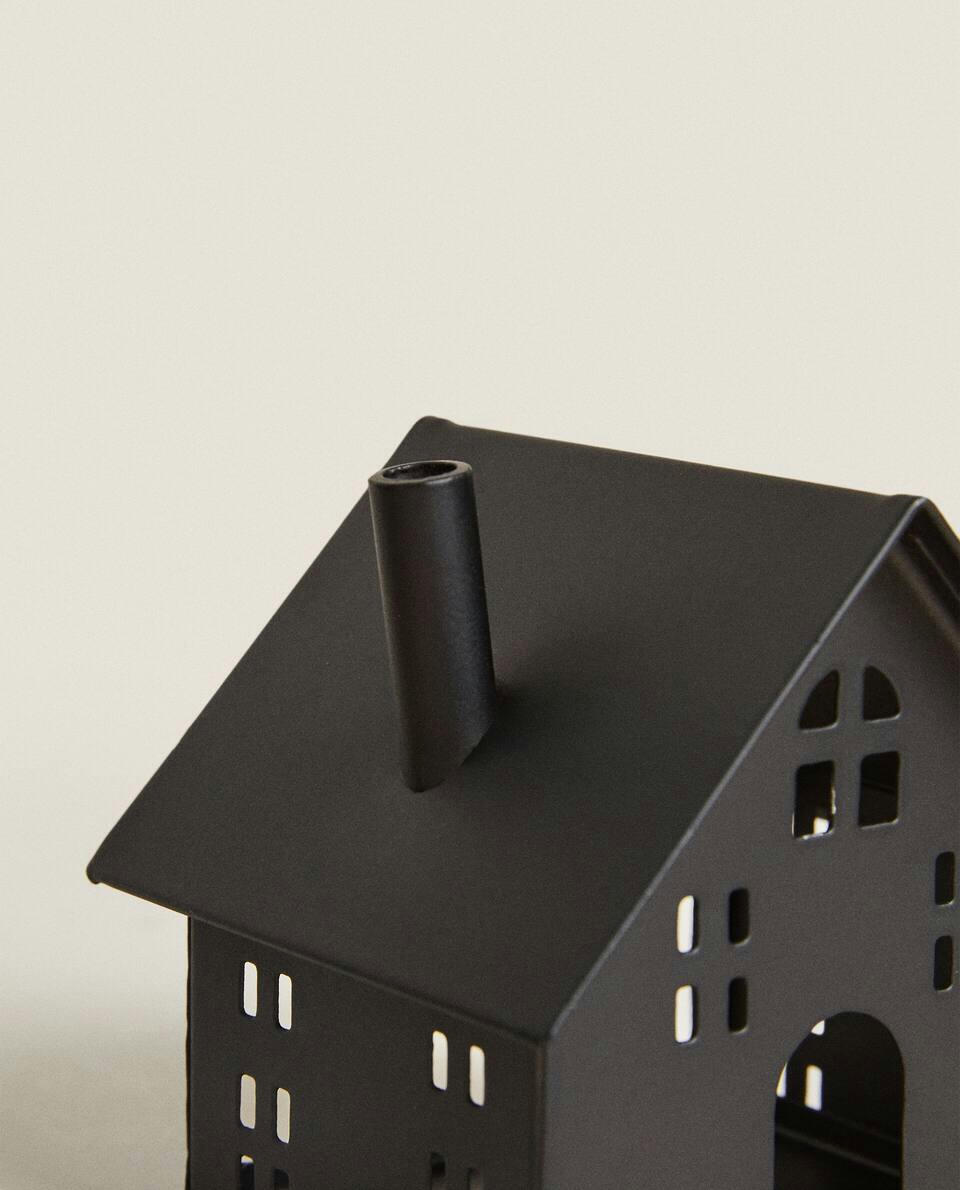 CHRISTMAS HOUSE DECORATION