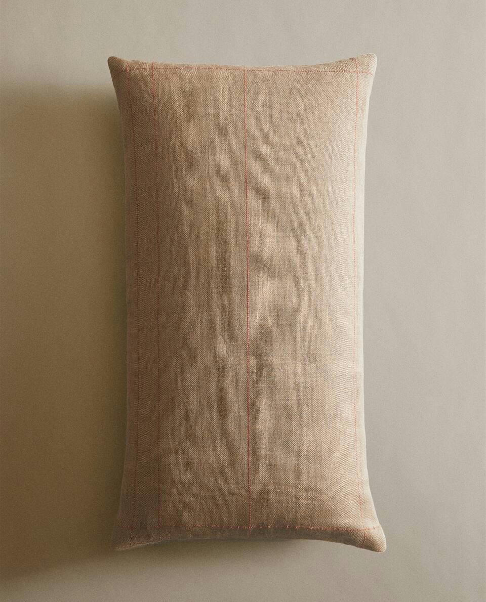 X áBBATTE ALPACA AND LINEN CUSHION