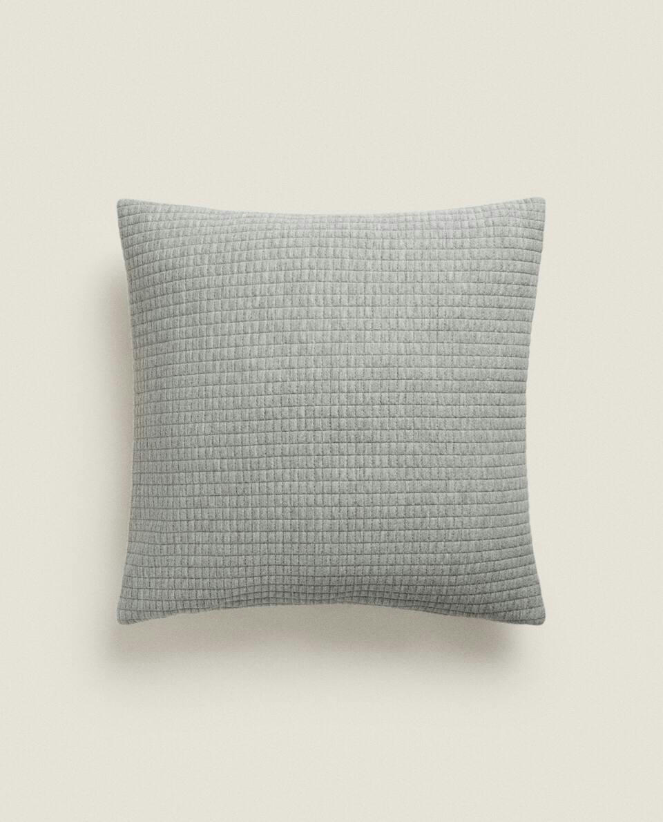 CHECKED JACQUARD CUSHION COVER