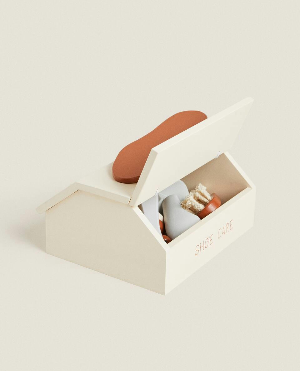 TOY SHOE CARE SET