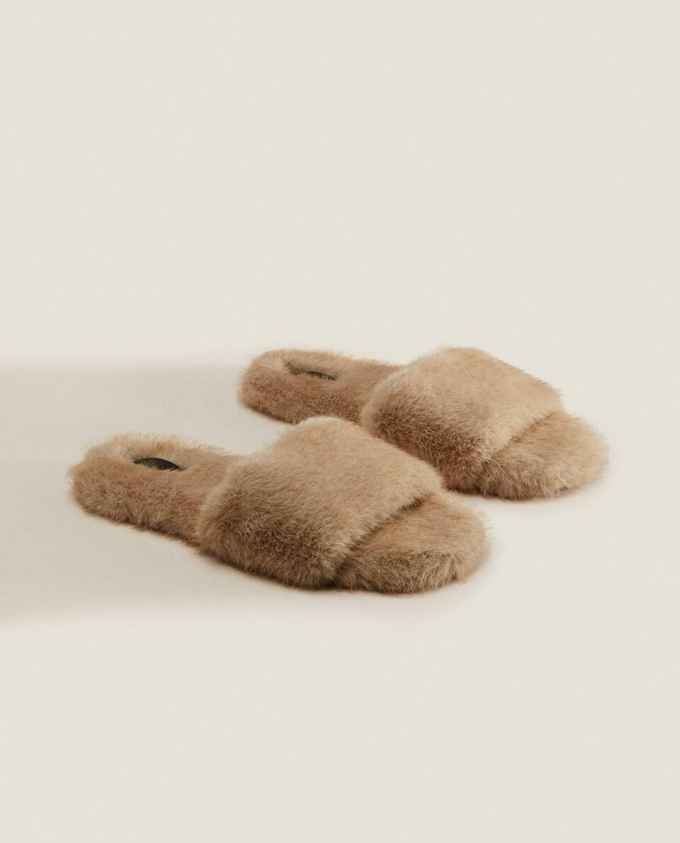 FAUX FUR SLIDER SLIPPERS
