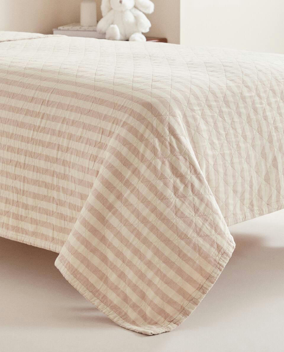DYED THREAD STRIPED BEDSPREAD