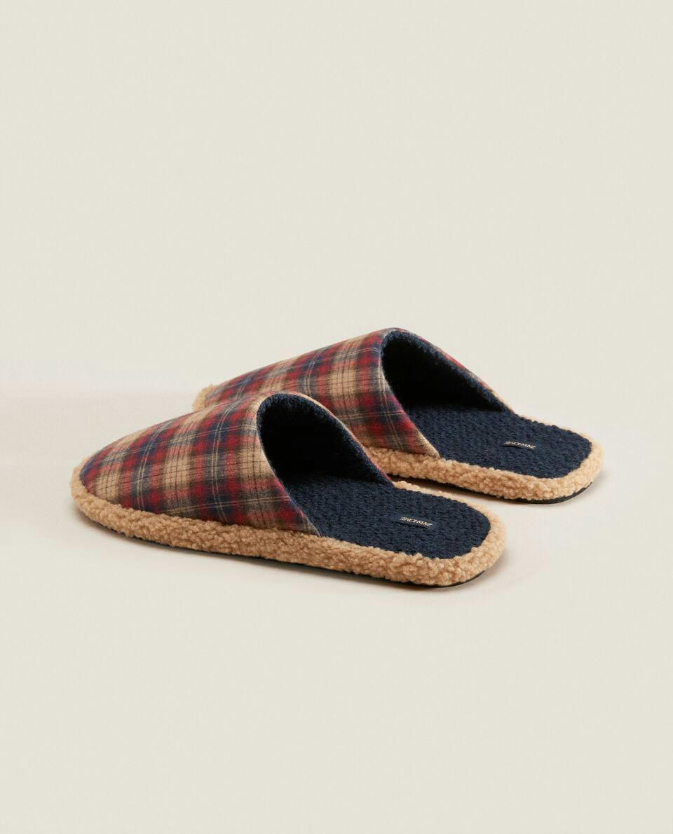 WARM CHRISTMAS TARTAN SLIPPERS