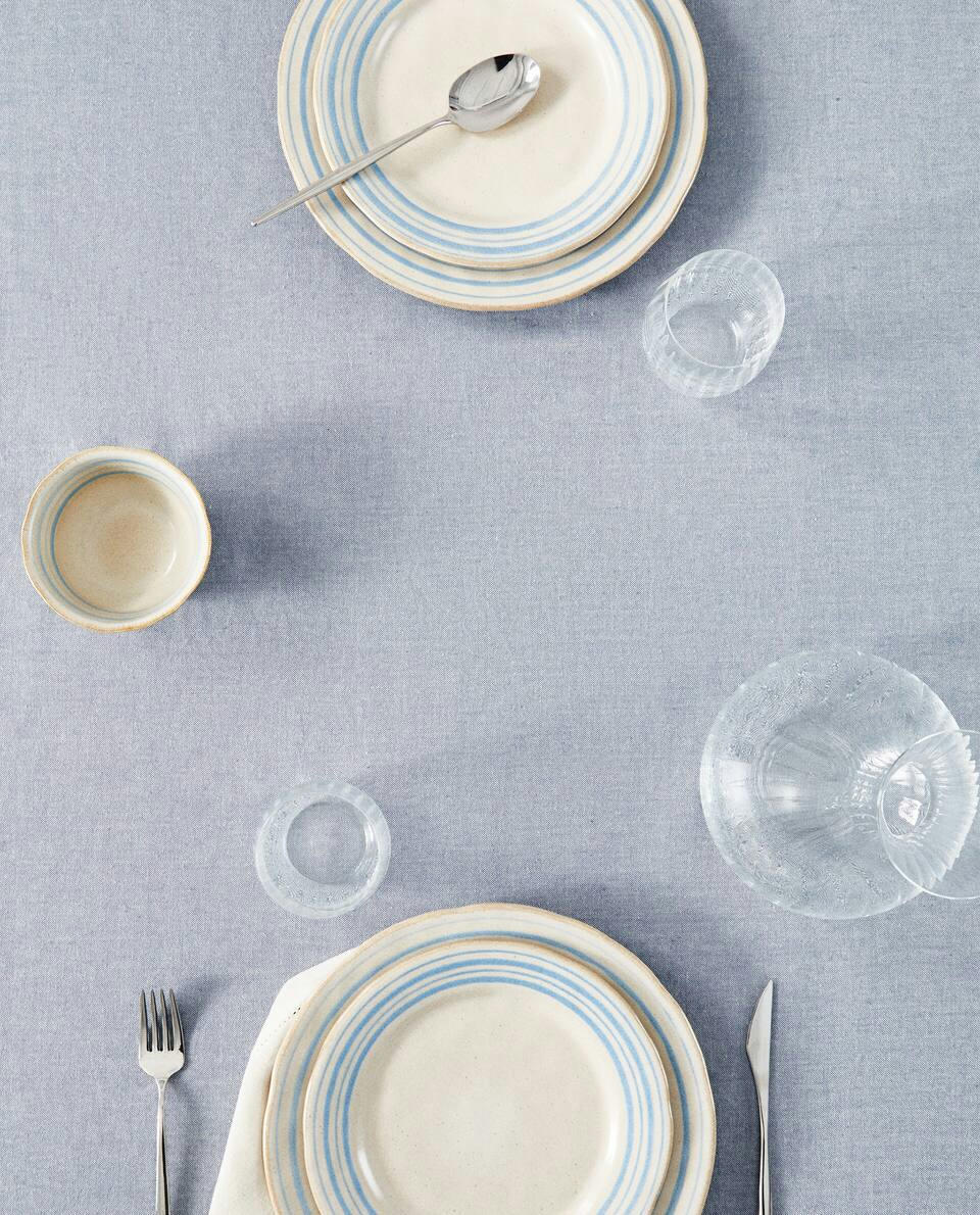 SCALLOPED TABLECLOTH