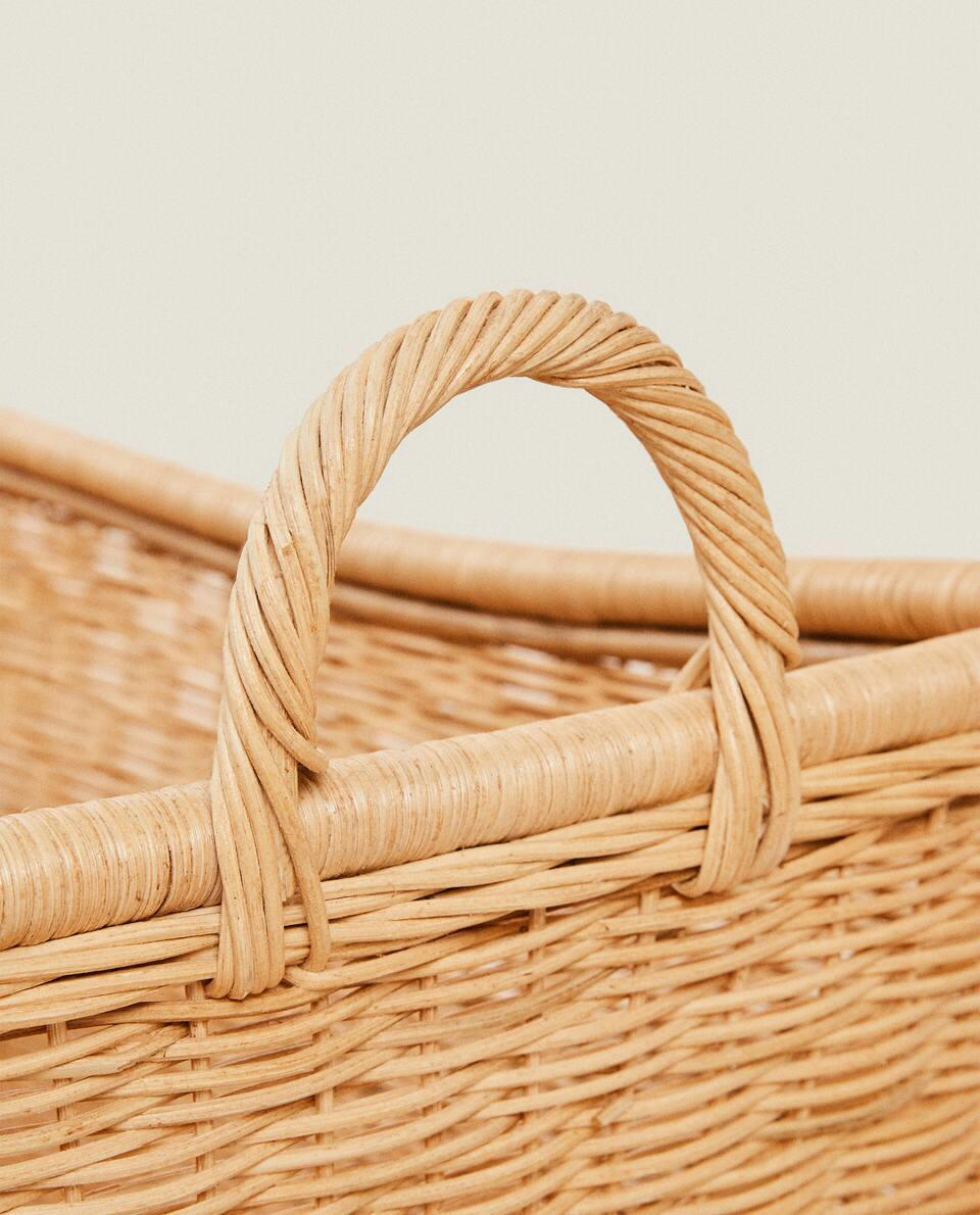 BASKET WITH SIDE HANDLES