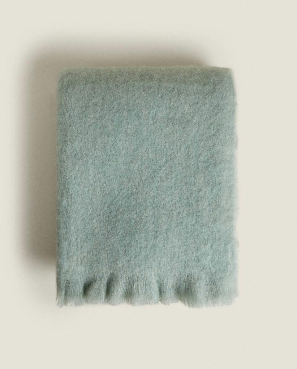 CARDED WOOL BLANKET