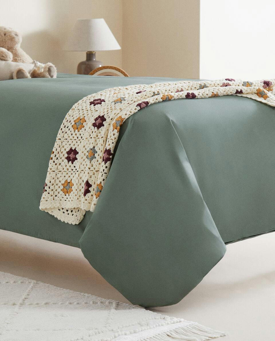 CHILDREN'S COTTON FITTED SHEET WITH TOPSTITCHING