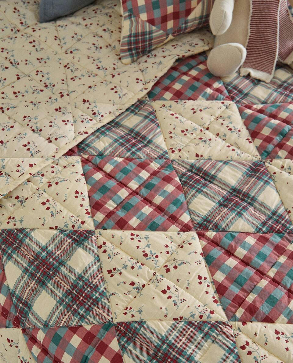 CHILDREN'S COTTON PATCHWORK BEDSPREAD CHRISTMAS