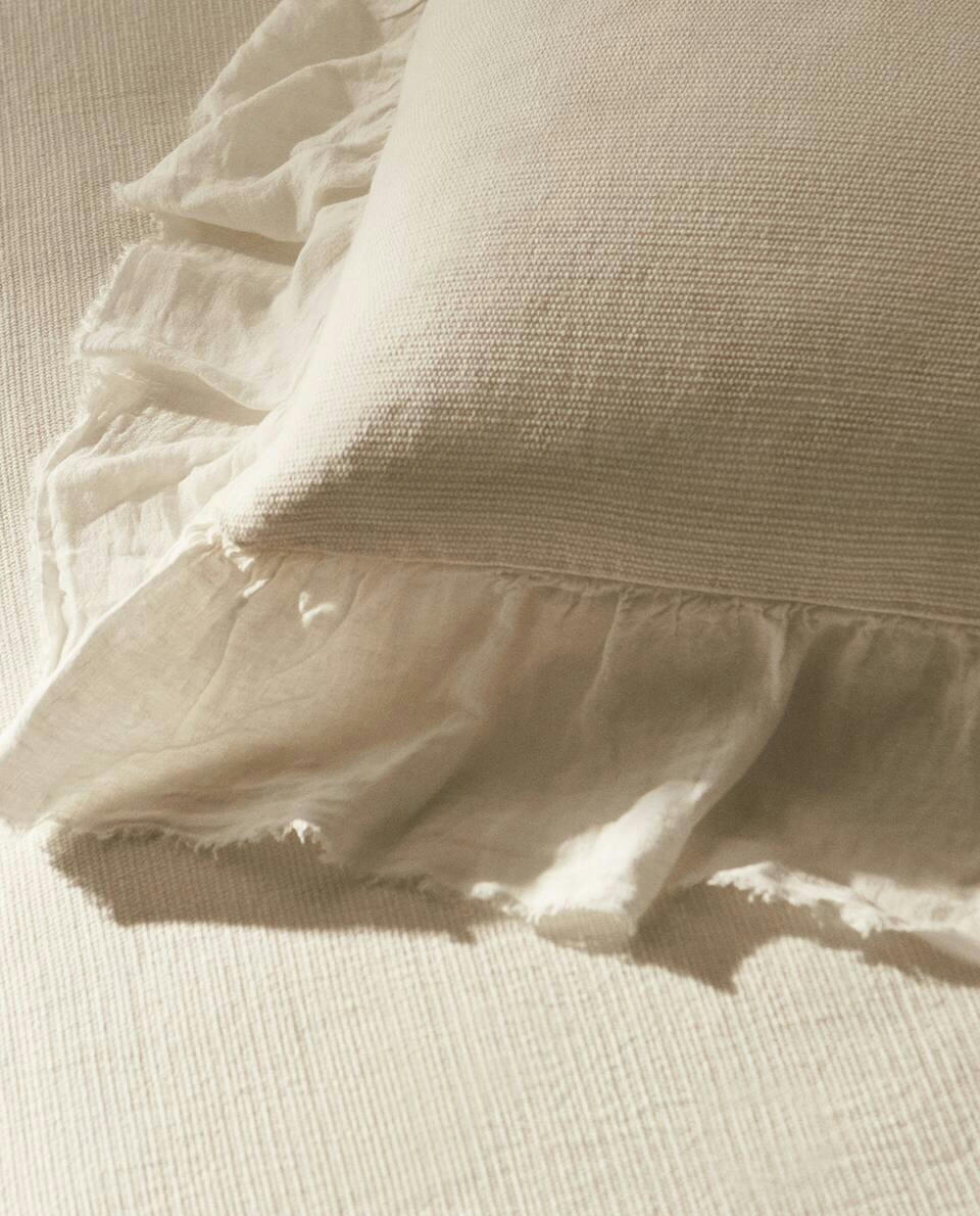 LINEN RUFFLE CUSHION COVER