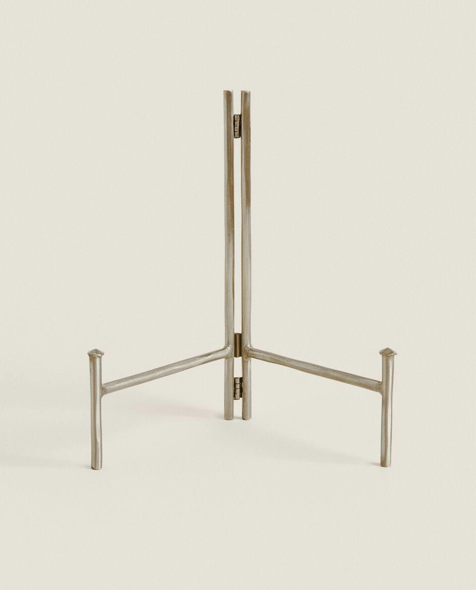 METAL STAND