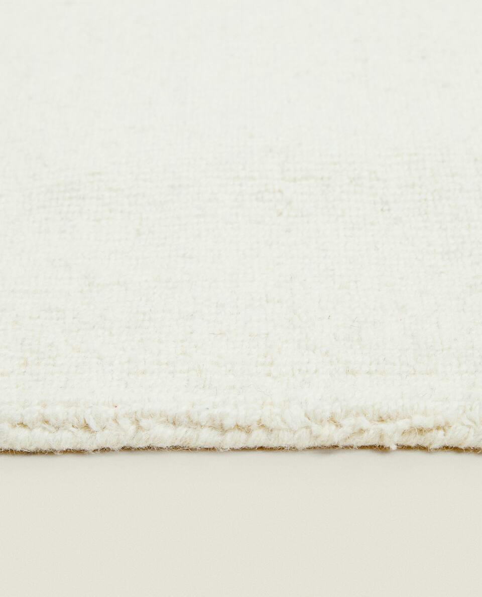 WOOL RUG