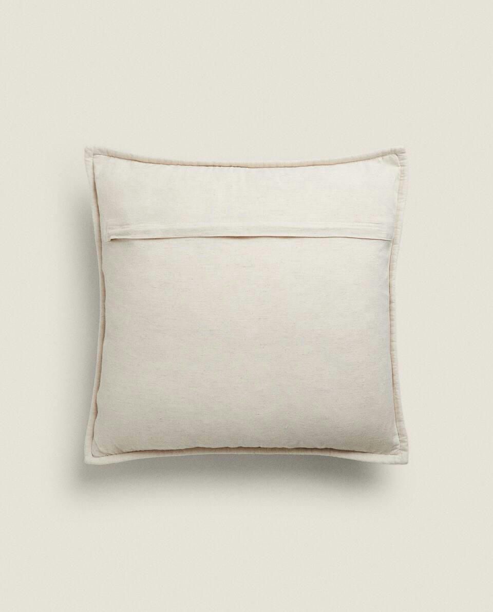 QUILTED LINEN CUSHION COVER