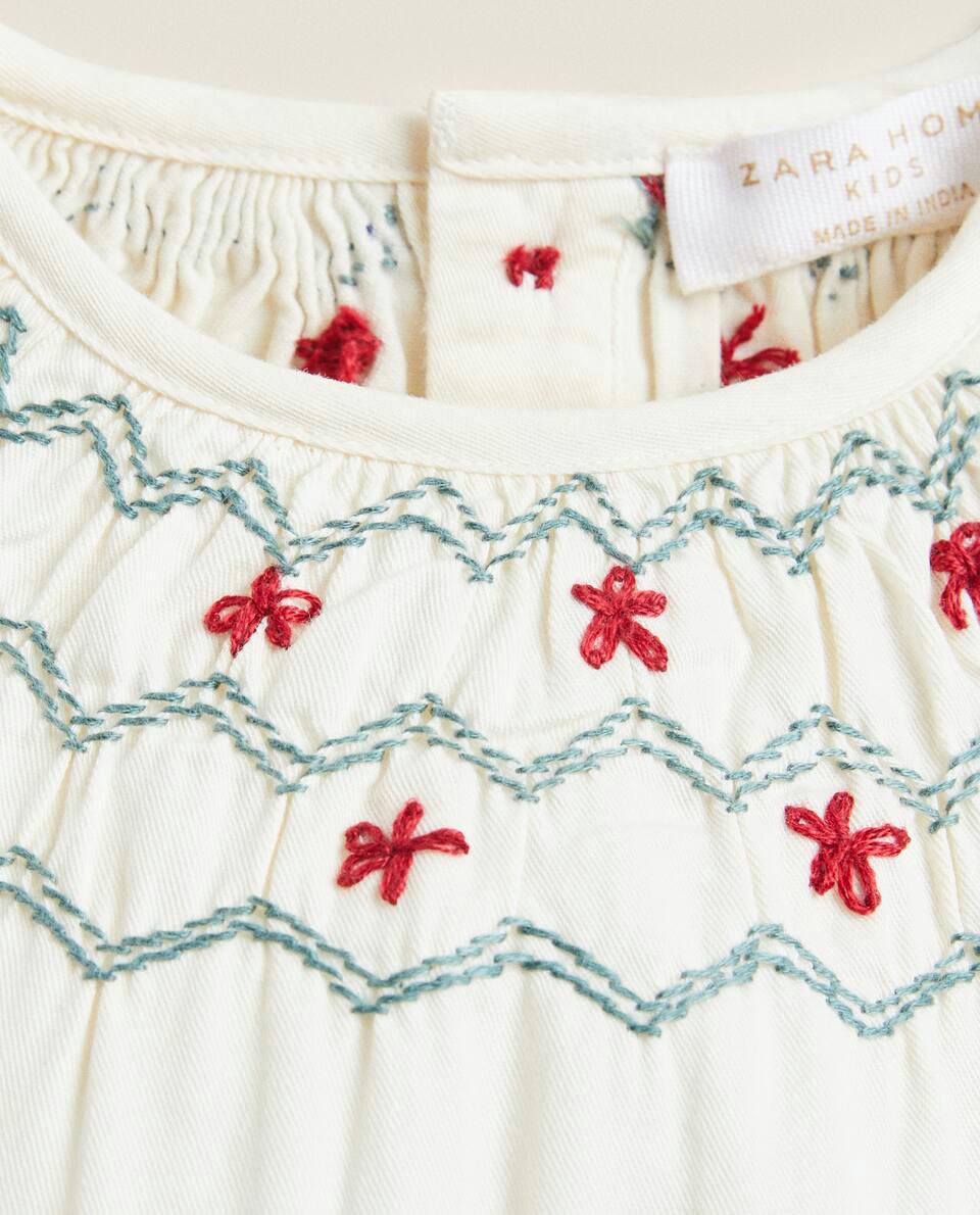 EMBROIDERED CHRISTMAS BABY ROMPER