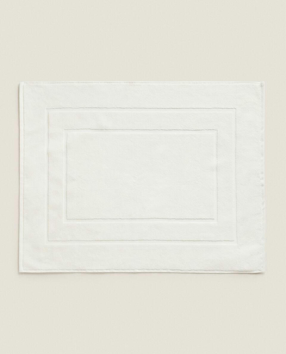 COTTON BATH MAT