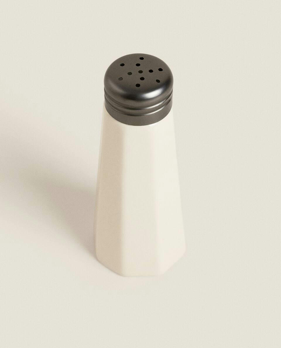 LACQUERED SALT SHAKER