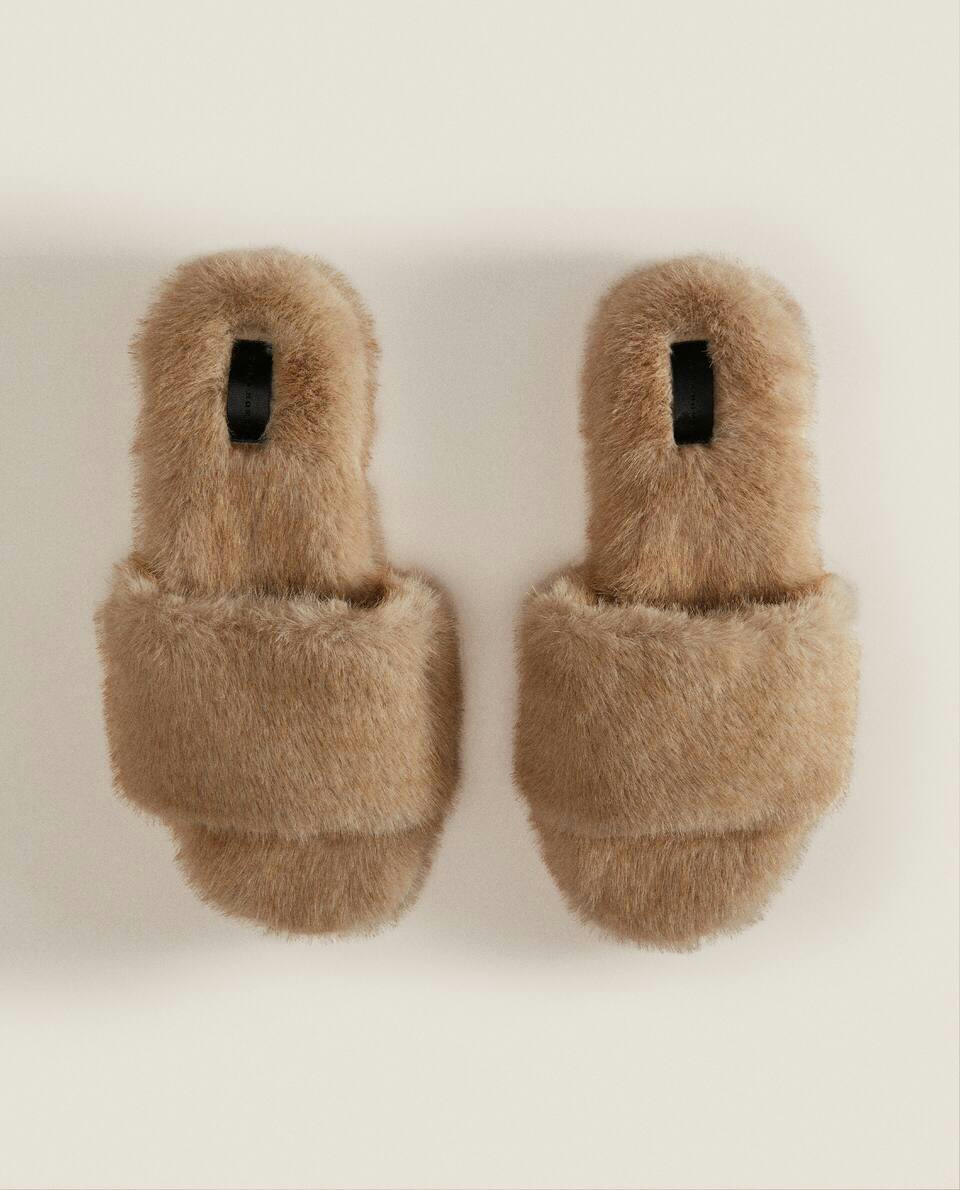 FAUX FUR SLIDER SLIPPERS
