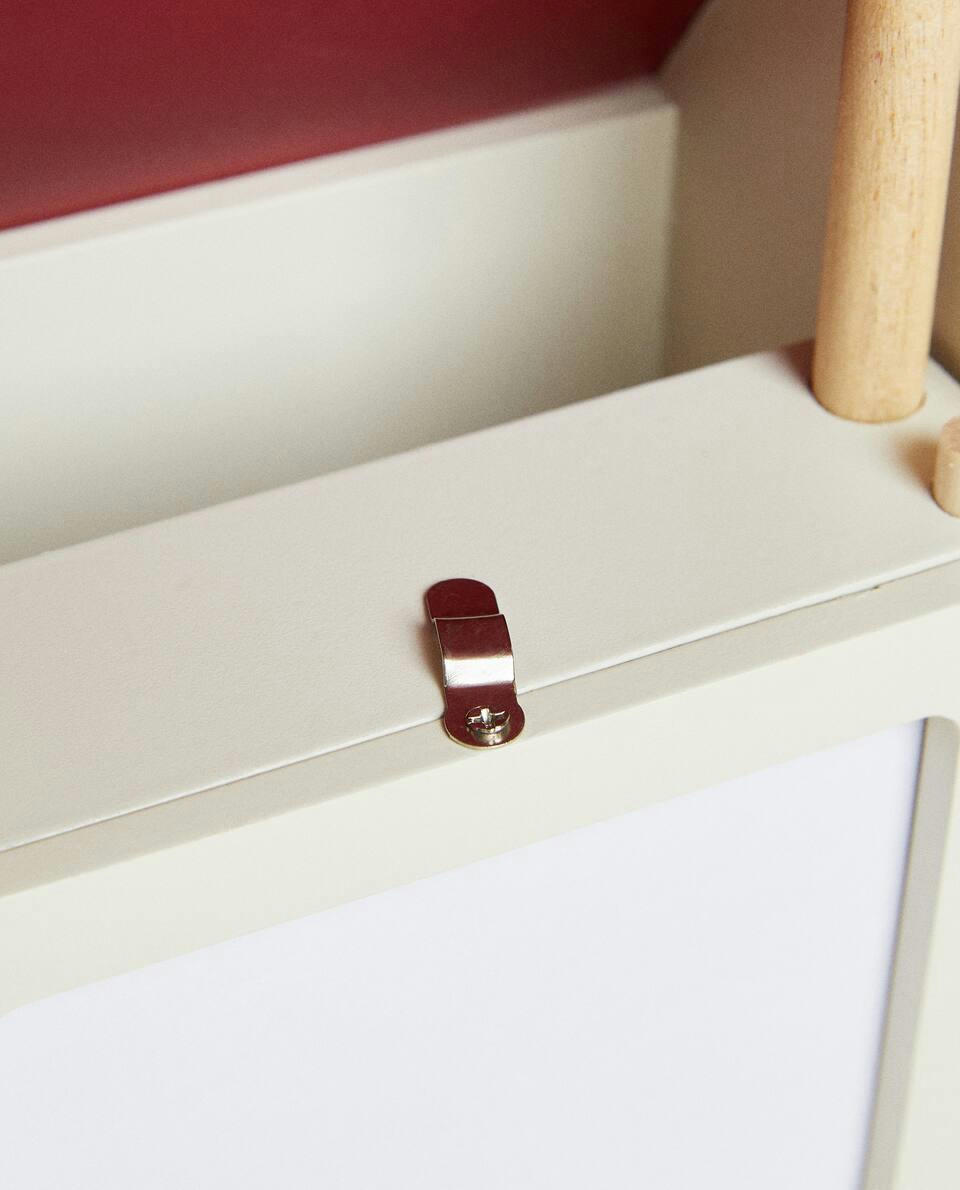 CHILDREN’S CHRISTMAS COLOURING HOUSE FRAME