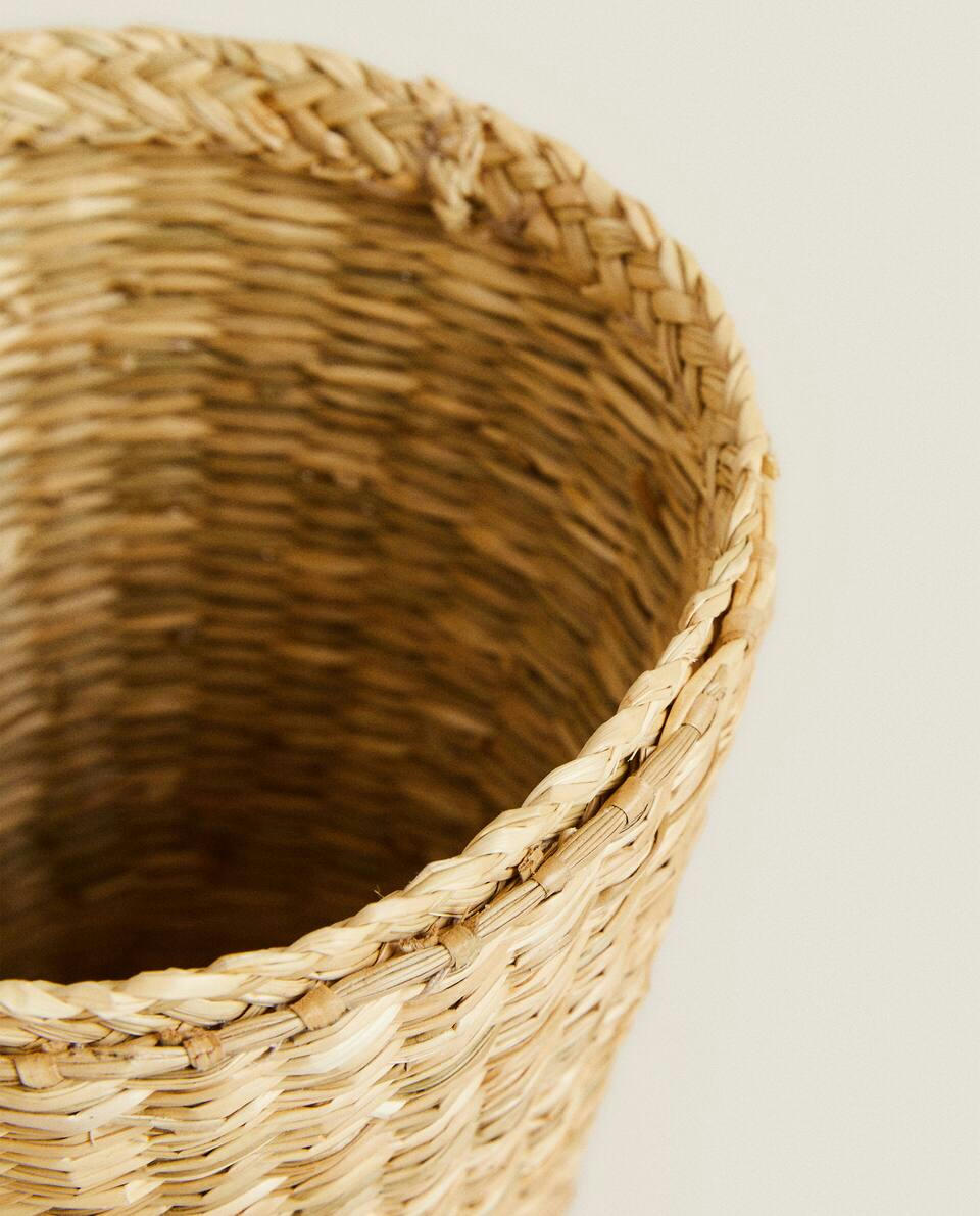 PLAITED PLANTER