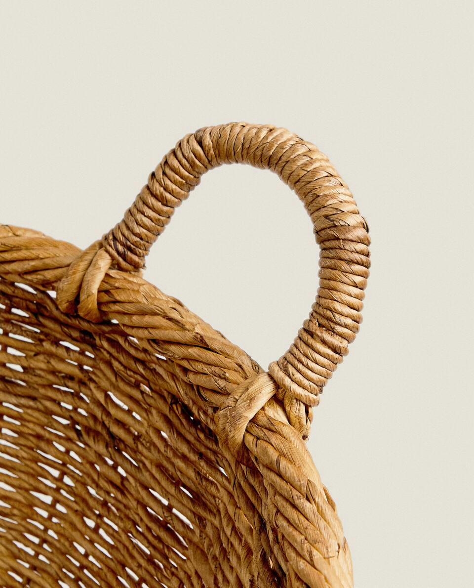 ROUND WOVEN BASKET