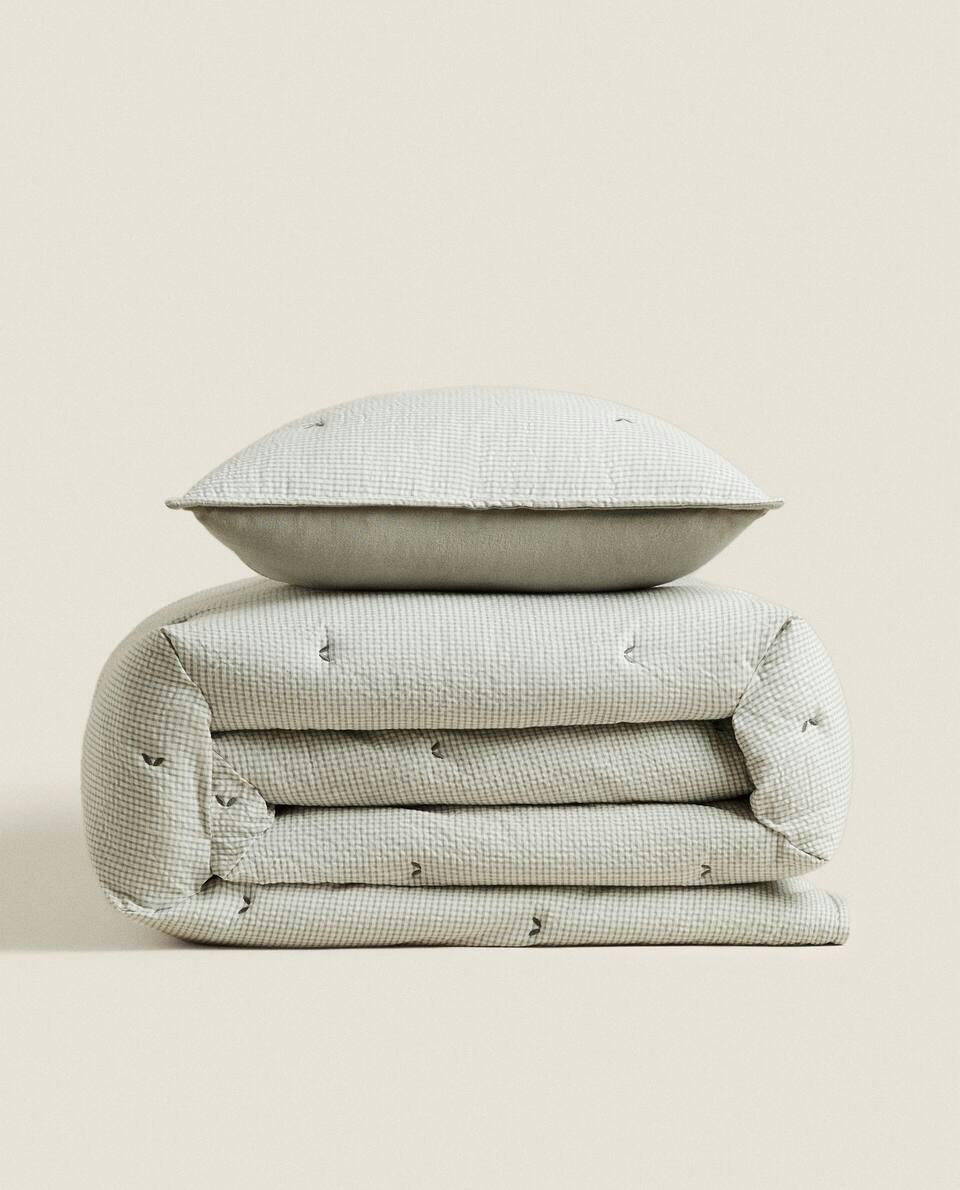 CHILDREN'S SEERSUCKER QUILT