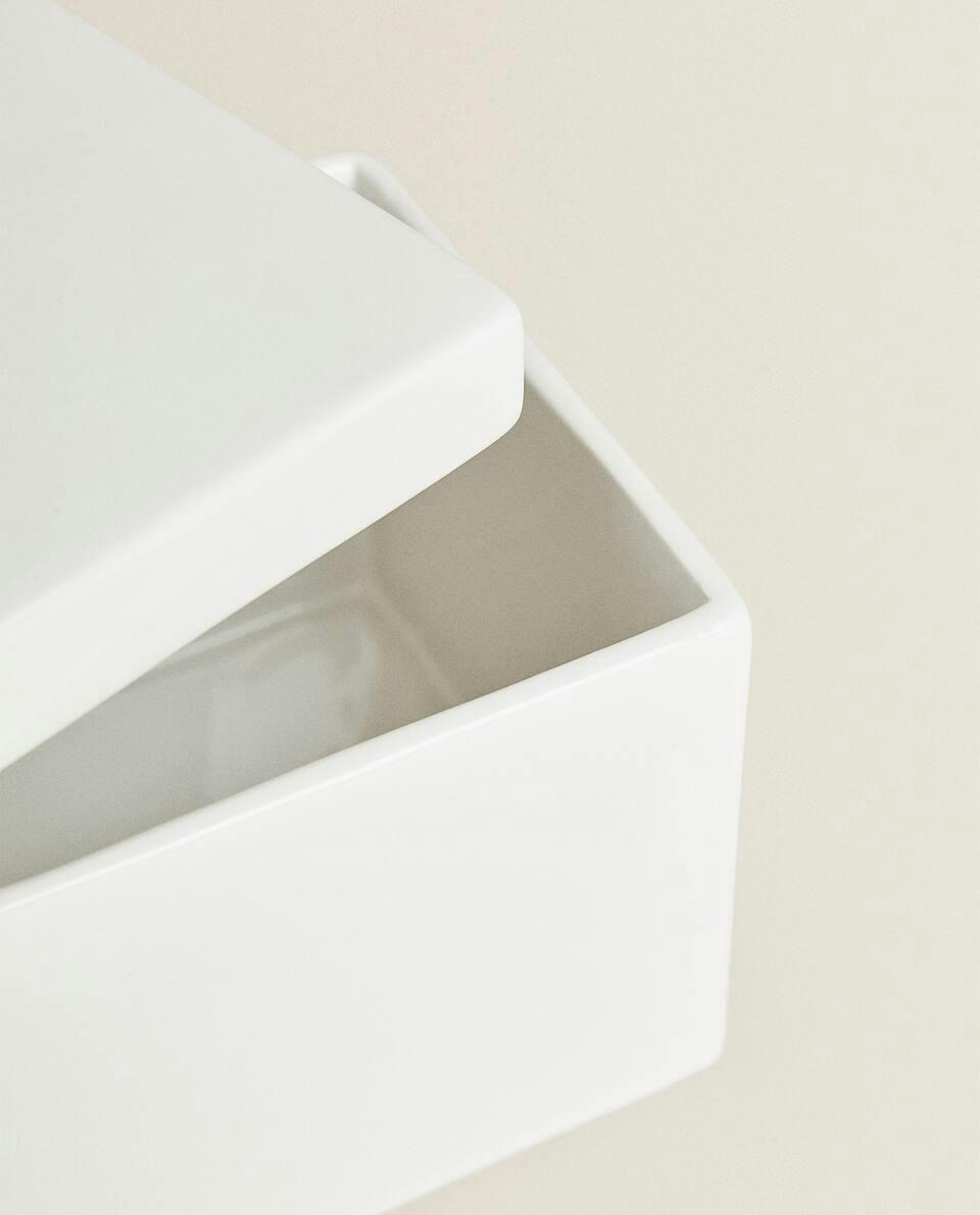 WHITE EARTHENWARE JAR