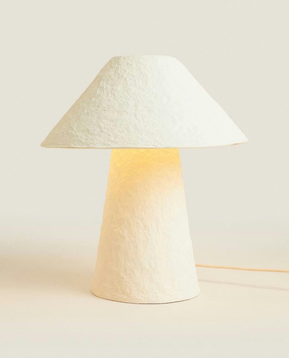 PAPIER-M?CHé TABLE LAMP