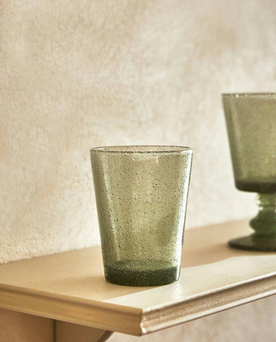 BUBBLE-EFFECT GLASS TUMBLER