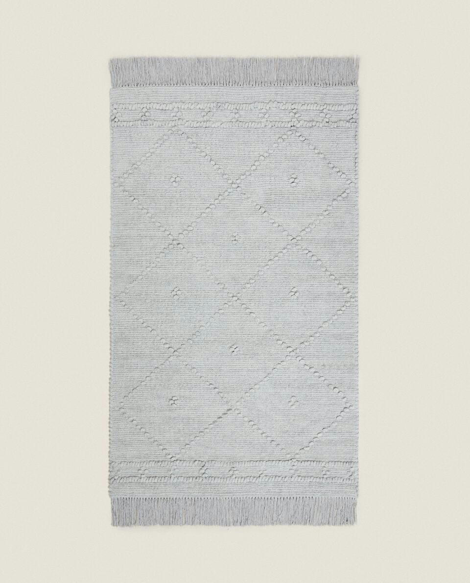 KIDS’ DIAMOND CHENILLE RUG WITH FRINGING