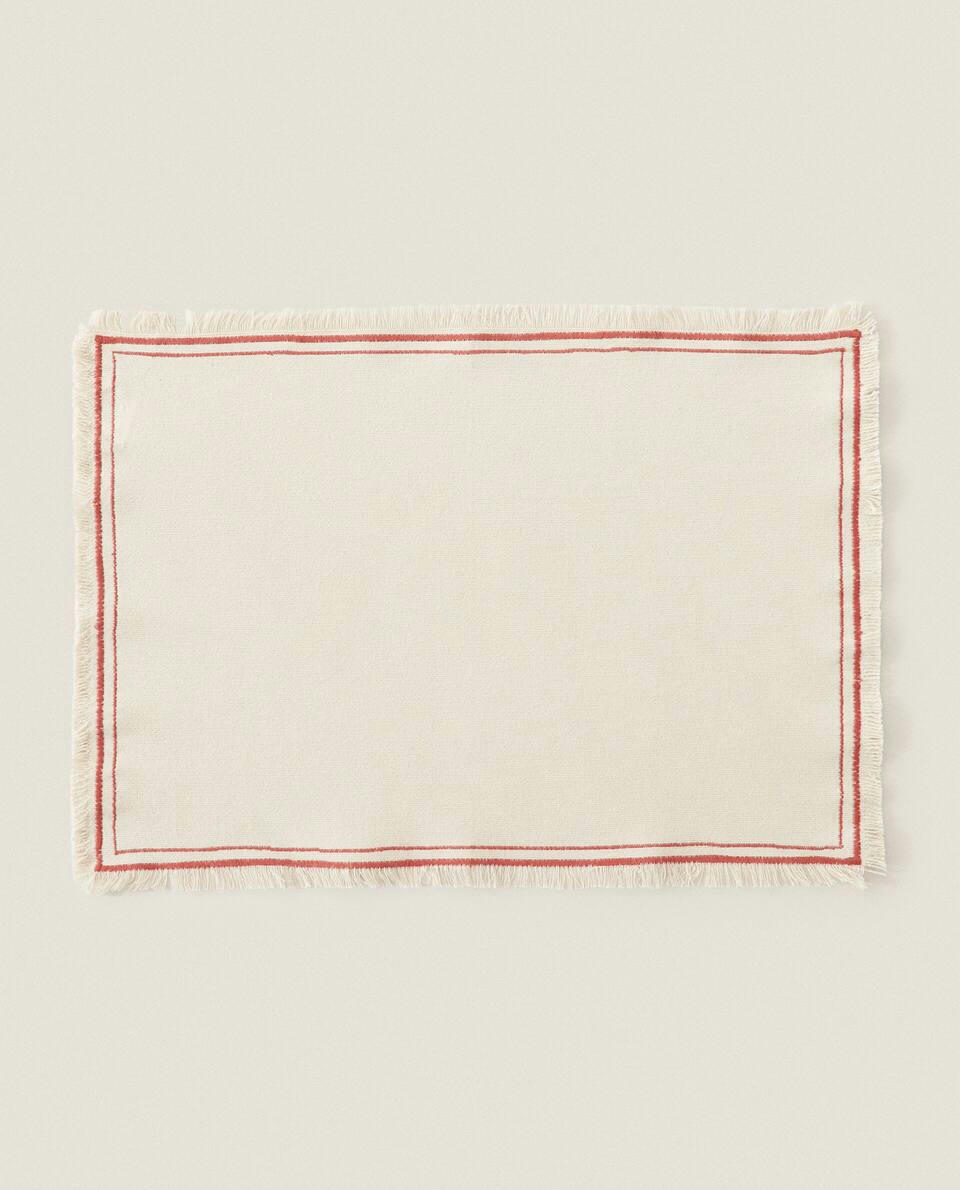 COTTON PLACEMAT WITH FRINGING