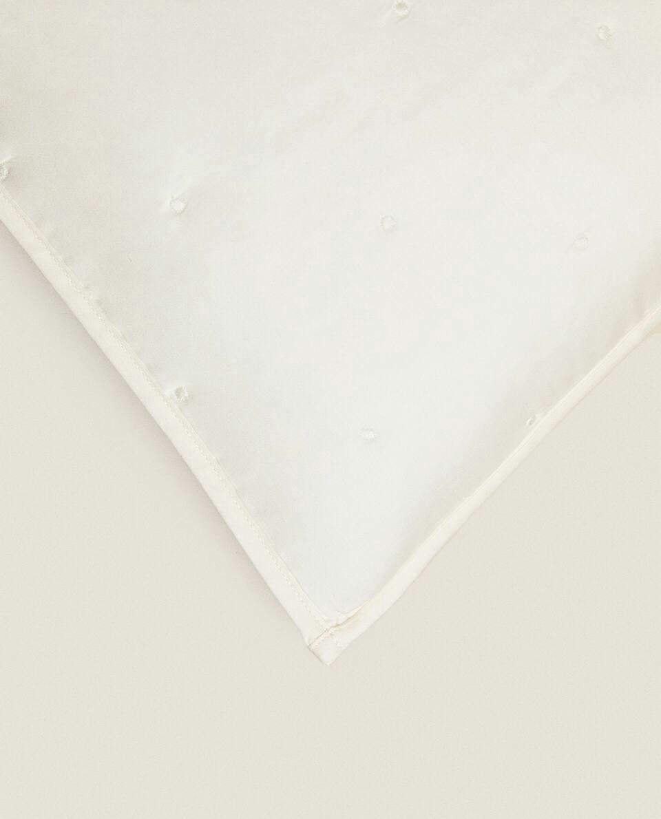 DOTTED CUSHION COVER