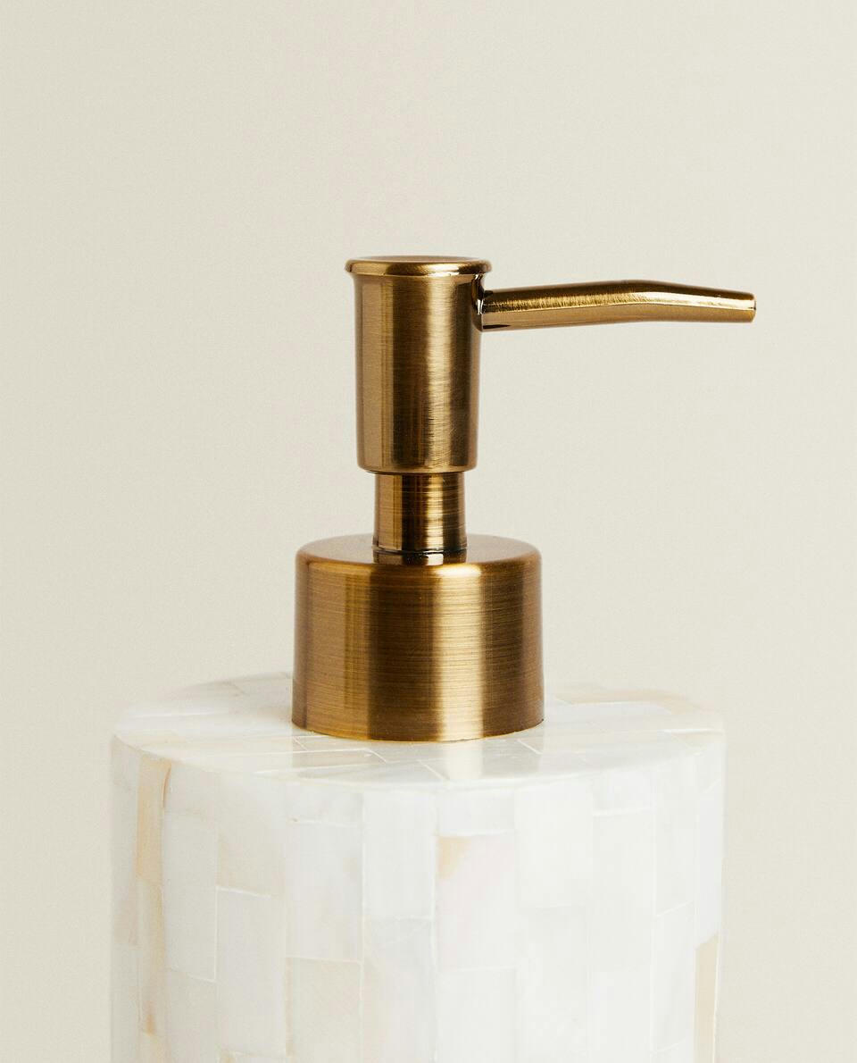 MOTHER-OF-PEARL BATHROOM SET