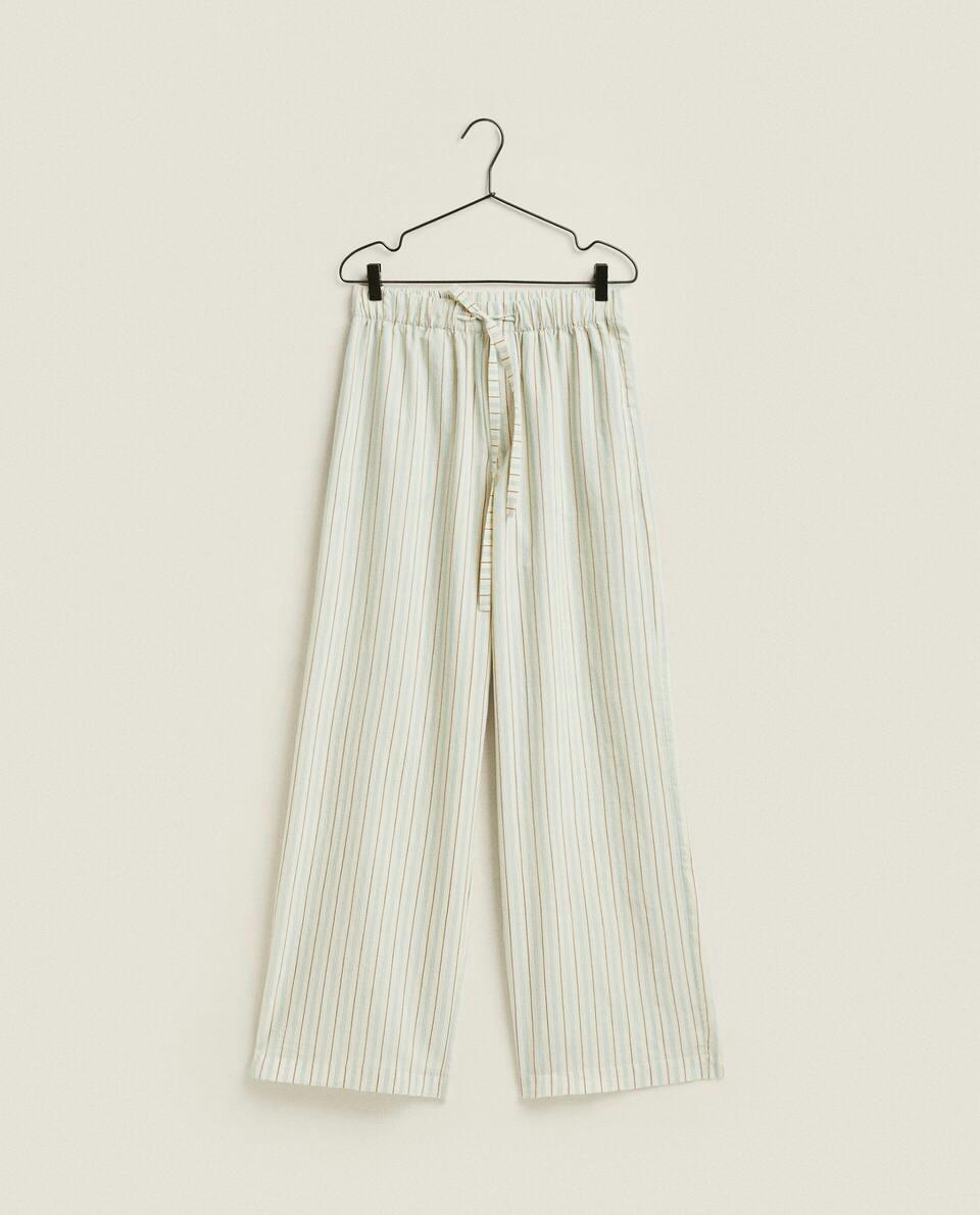 TROUSERS WITH THIN STRIPES