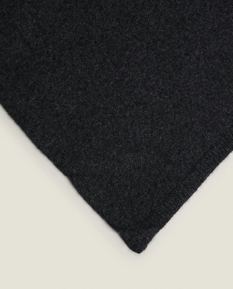 CASHMERE KNIT BLANKET