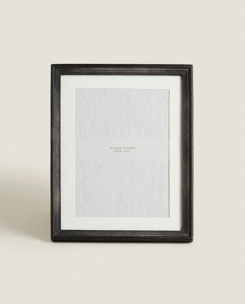 GREY WOODEN FRAME