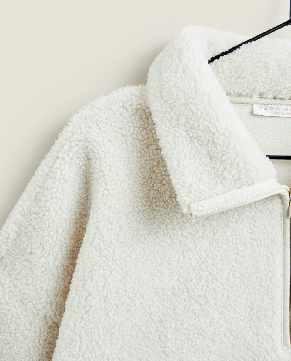 FAUX SHEARLING SWEATSHIRT