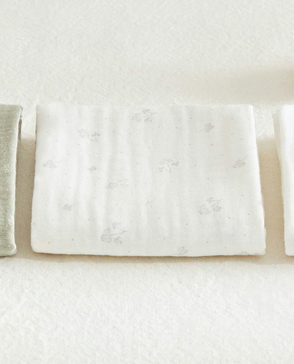 CLOVER MUSLINS (PACK OF 3)