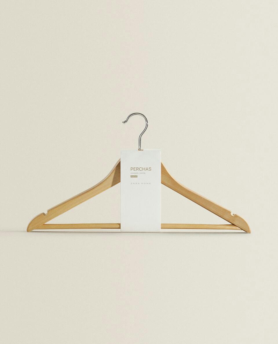LACQUERED WOODEN HANGER (SET OF 3)