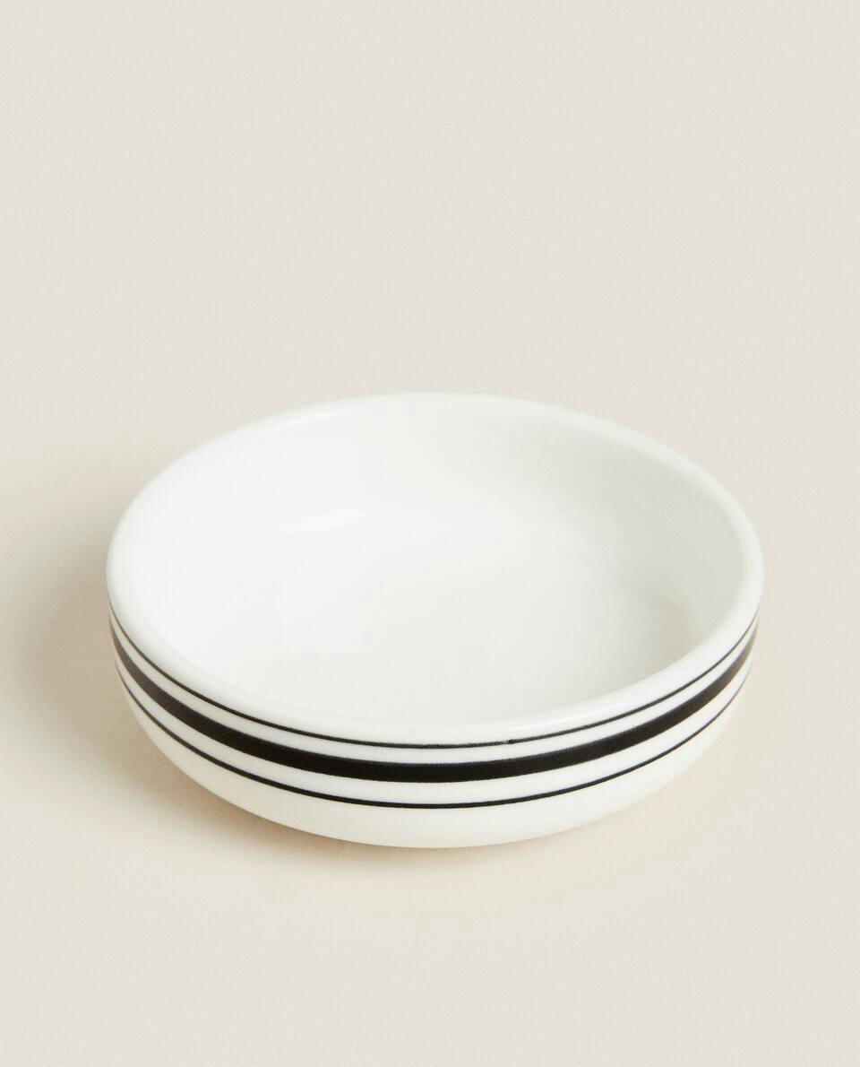 STONEWARE BOWL WITH LINES