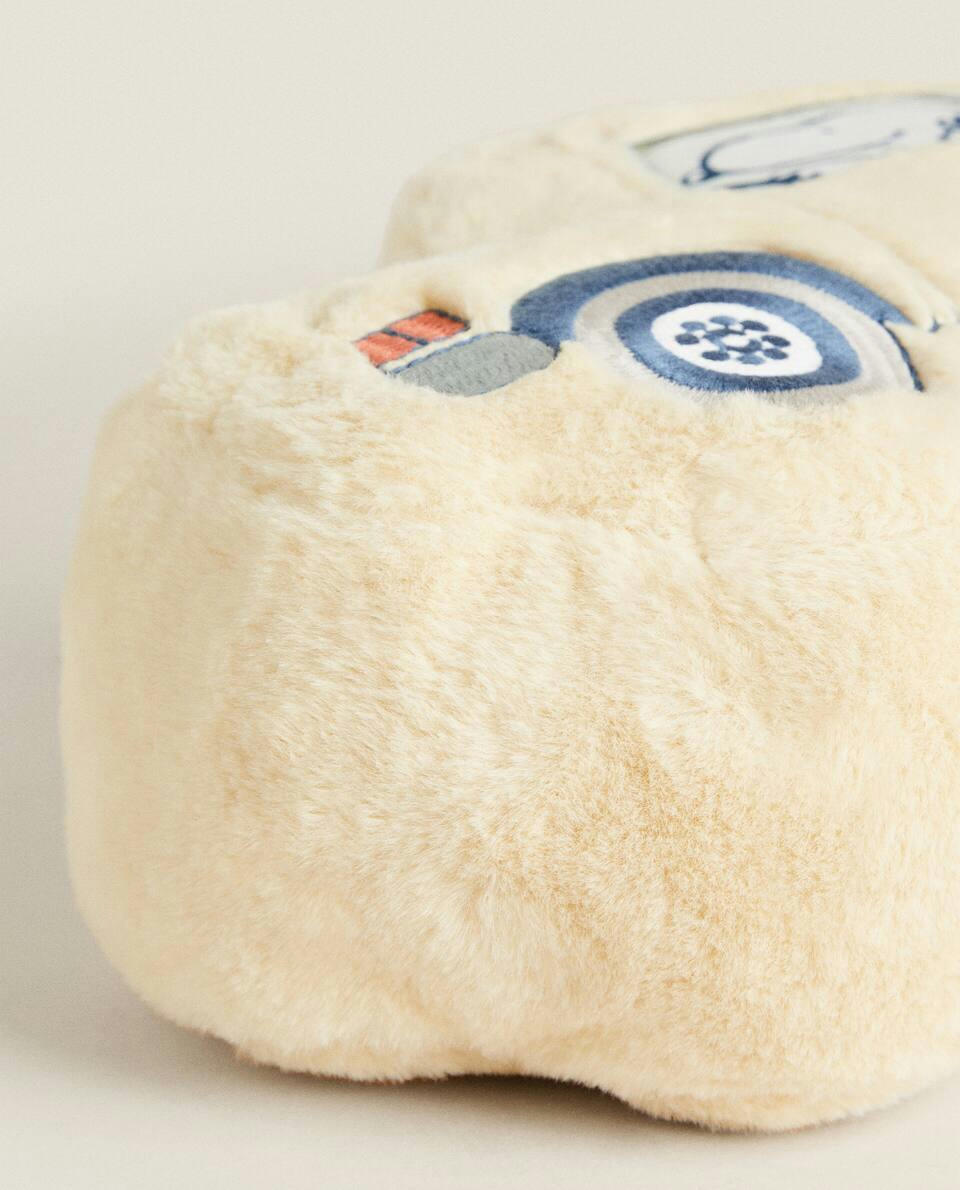 PEANUTS? BUS CUSHION