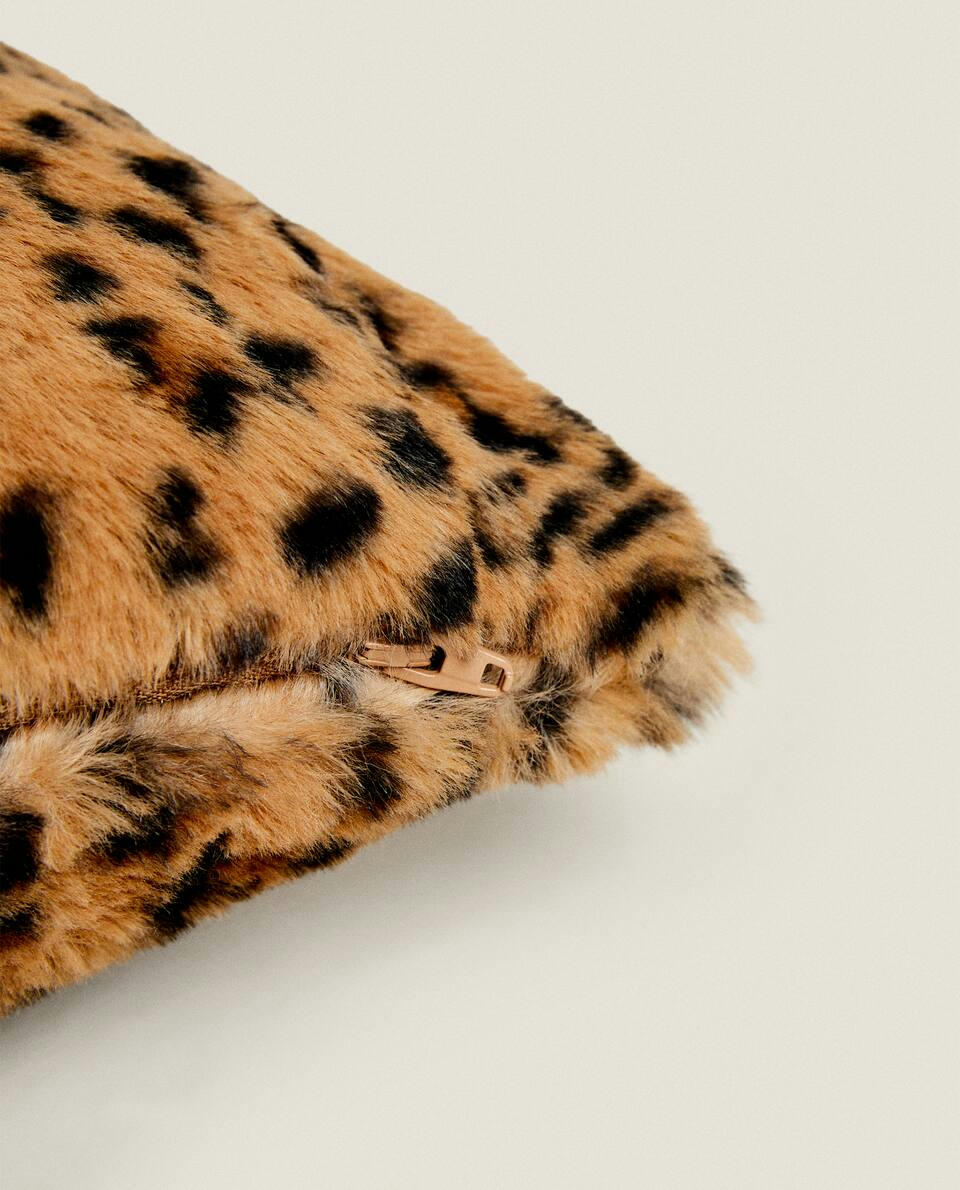 LEOPARD CUSHION COVER